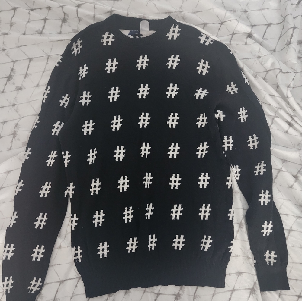 H&M hashag # sweatshirt